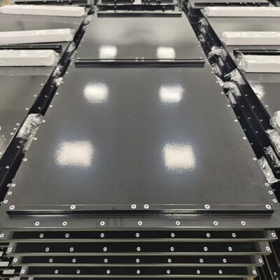 品質 高効率の液体冷却プレート アルミニウム 電気自動車のバッテリーとデータセンターのための連続溶接水冷却プレート 工場