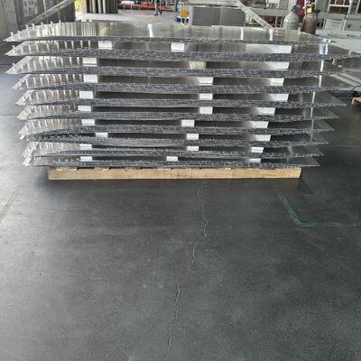 品質 角型電池セル用 500x300mm カスタムアルミニウム液冷プレート ブラズ溶接マイクロチャネル 工場